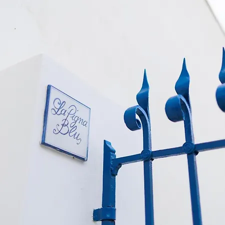 לינה וארוחת בוקר La Pigna Blu